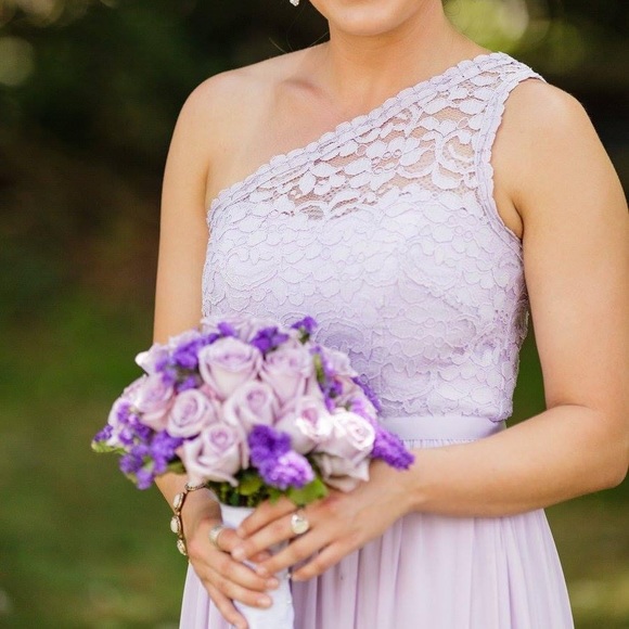David’s Bridal lilac mesh gown - Picture 5 of 6